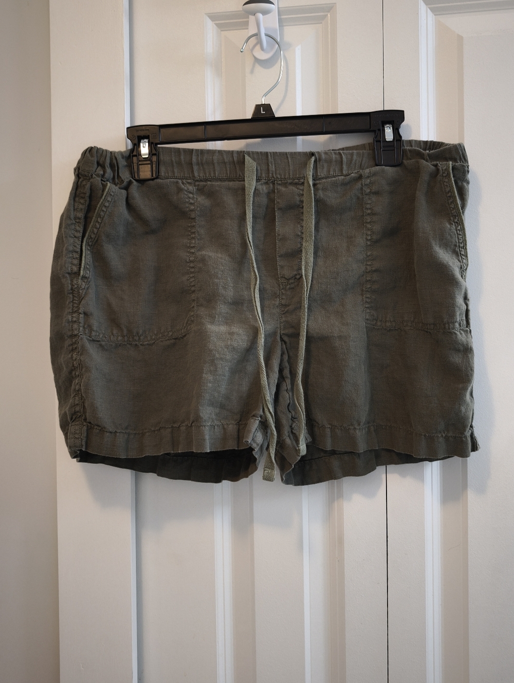 100% Linen Caslon Olive Drawstring Shorts